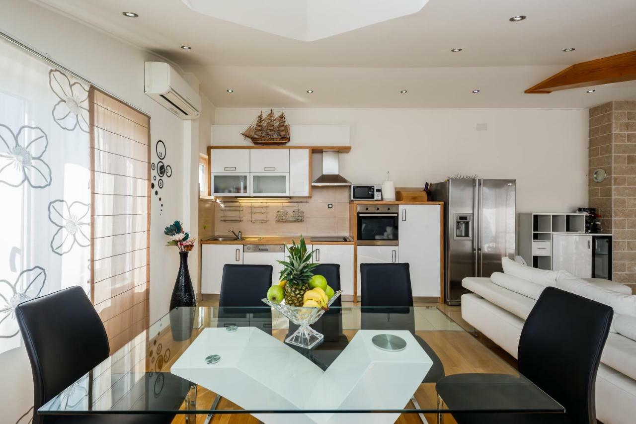 Apartments Selak Спліт Екстер'єр фото