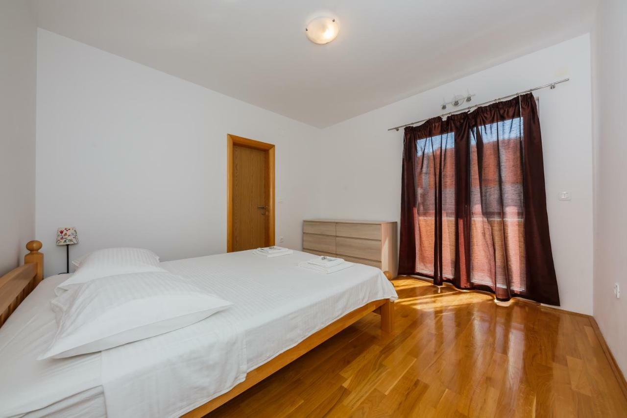 Apartments Selak Спліт Екстер'єр фото