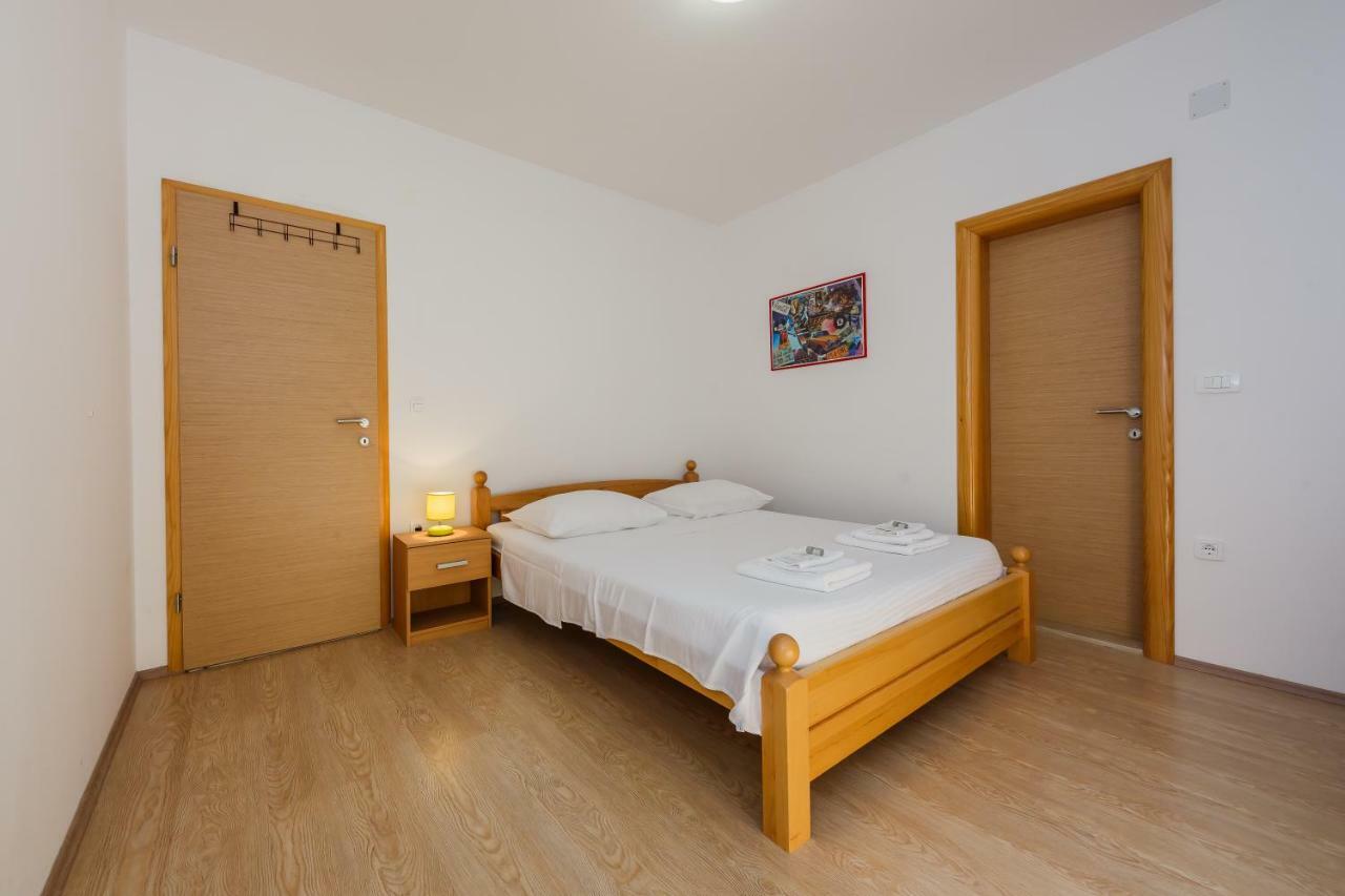 Apartments Selak Спліт Екстер'єр фото