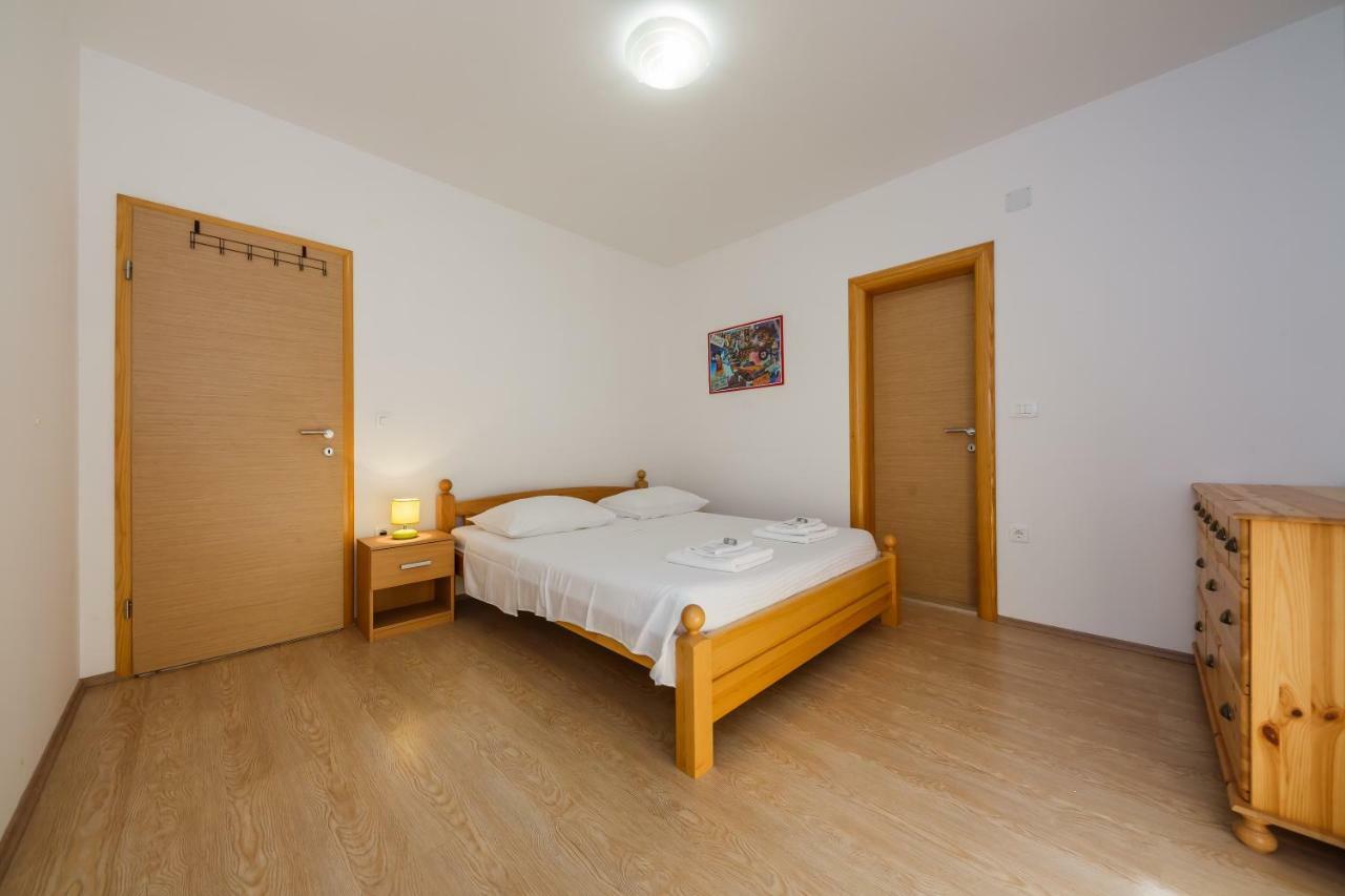 Apartments Selak Спліт Екстер'єр фото