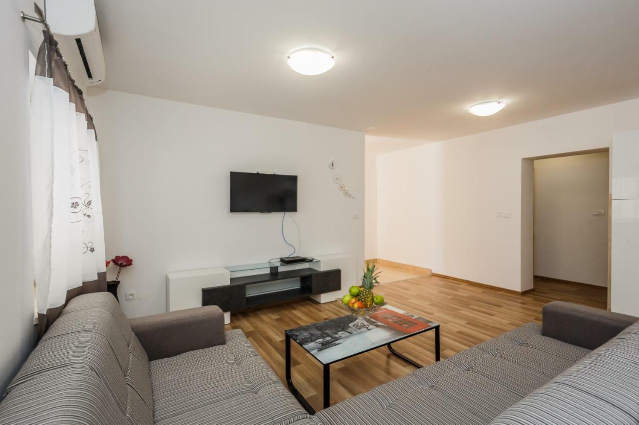 Apartments Selak Спліт Екстер'єр фото