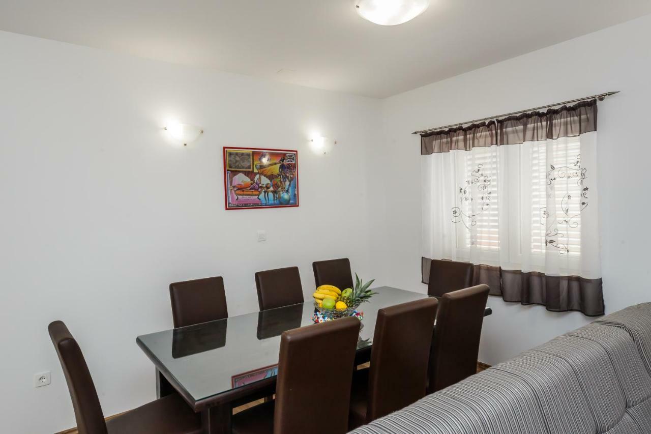 Apartments Selak Спліт Екстер'єр фото